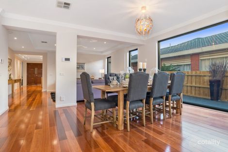 Property photo of 2 Dell Court Mount Waverley VIC 3149