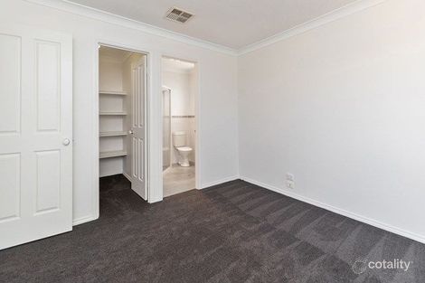 Property photo of 9 Illeura Road Bourkelands NSW 2650