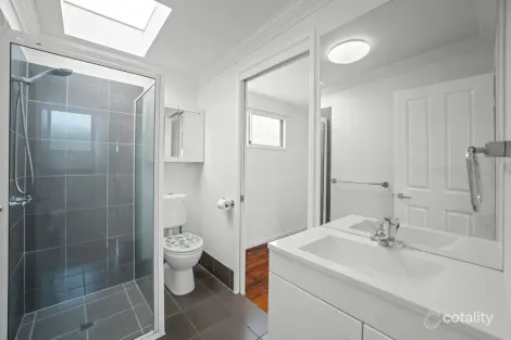 Property photo of 3/2 Clarence Road Kedron QLD 4031