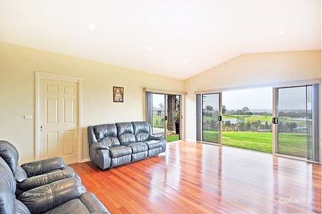 Property photo of 4 Harben Vale Circuit Grasmere NSW 2570
