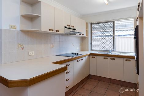 Property photo of 2/124 Oxley Drive Paradise Point QLD 4216