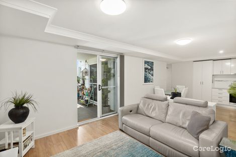 Property photo of 2/26 Victoria Street Wollongong NSW 2500