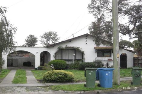 25 Piccadilly Cres, Keysborough, VIC 3173