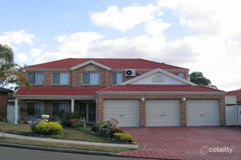 10 Falcon Cl, Greenfield Park, NSW 2176