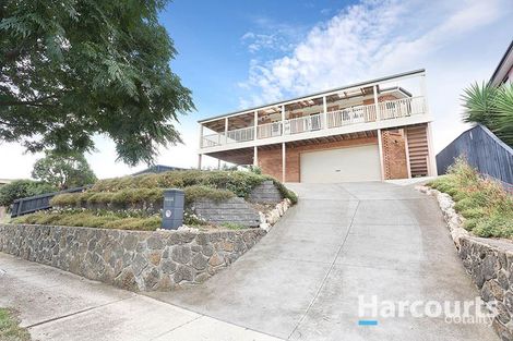 Property photo of 16 Lewins Rail Avenue South Morang VIC 3752