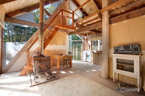 Property photo of 284 Burgess Road Yarck VIC 3719