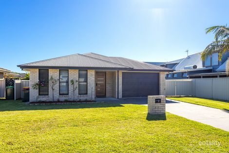 Property photo of 7 Flagtail Avenue Old Bar NSW 2430