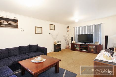 Property photo of 10 Sunset Avenue Lurnea NSW 2170