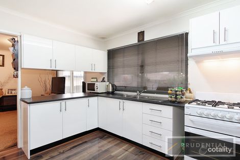 Property photo of 10 Sunset Avenue Lurnea NSW 2170