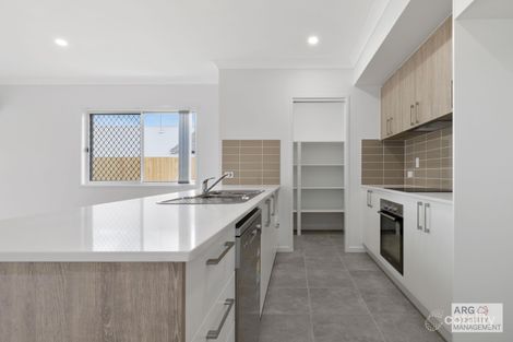 32 Cavanagh Dr, Logan Reserve, QLD 4133