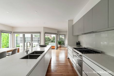 Property photo of 31 Kent Street Kew VIC 3101