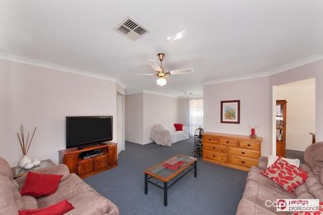 Property photo of 13 Gracemere Court Wattle Grove NSW 2173