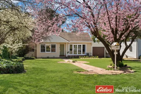 17 Rosehill St, West Bathurst, NSW 2795