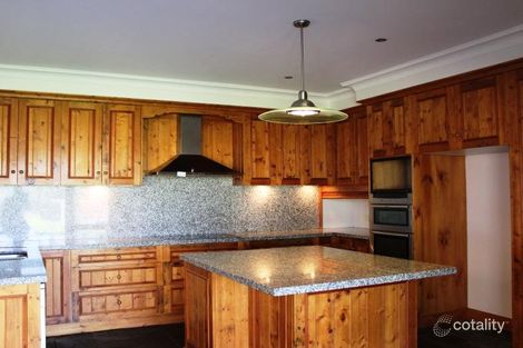 Property photo of 10 West Gateway Lara VIC 3212