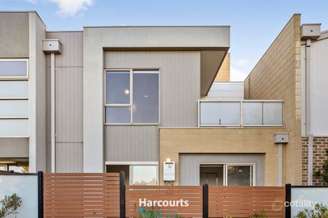 18/2 Rockgarden Dr, Truganina, VIC 3029