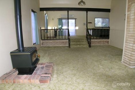 Property photo of 3 Winford Place Macquarie Hills NSW 2285