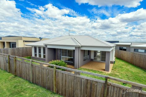 5 Farrer St, Cranley, QLD 4350