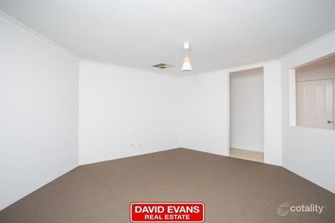 Property photo of 53 Wyatt Road Hocking WA 6065