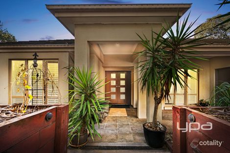 Property photo of 18 Fullwood Drive Sunbury VIC 3429