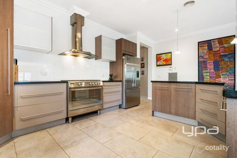Property photo of 18 Fullwood Drive Sunbury VIC 3429