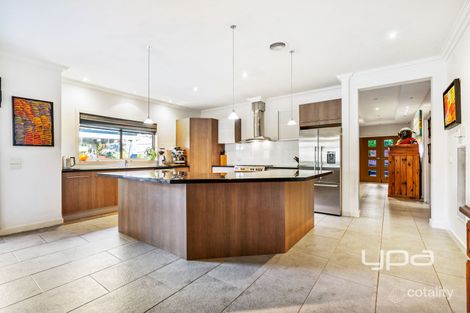 Property photo of 18 Fullwood Drive Sunbury VIC 3429