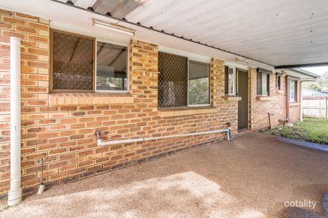 8 Emerald Dr, Regents Park, QLD 4118