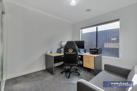 Property photo of 65 Timbarra Drive Werribee VIC 3030
