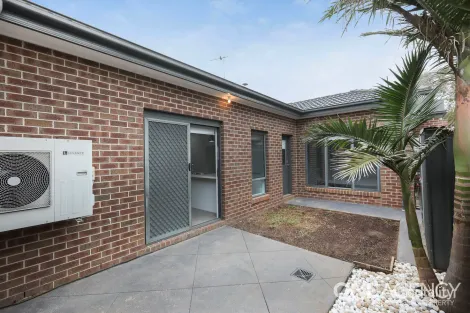Property photo of 2/27 Ainsworth Street Sunshine West VIC 3020