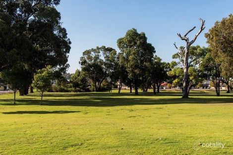 Property photo of 8 Copenhagen Drive Hocking WA 6065