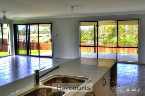 Property photo of 10 Woodview Court Flagstone QLD 4280