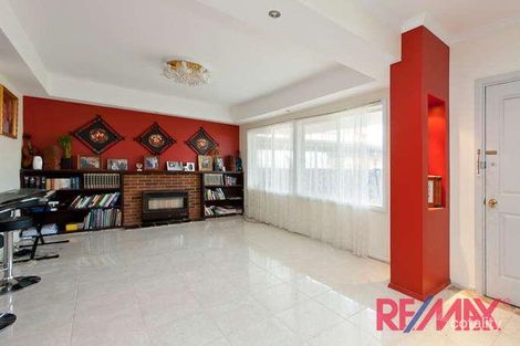 Property photo of 8 Centenary Court Keysborough VIC 3173