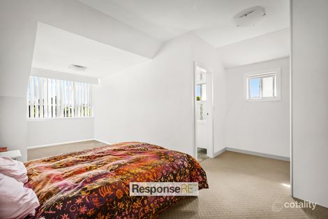 Property photo of 1/212 Pennant Hills Road Oatlands NSW 2117