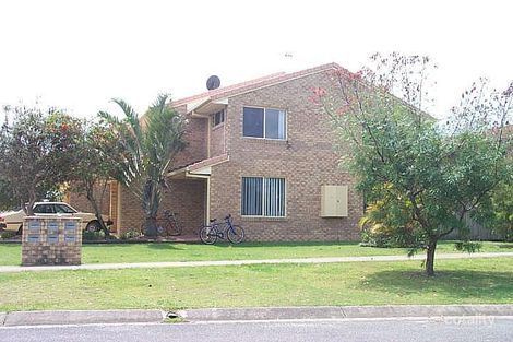 32 Royal Dr, Pottsville, NSW 2489