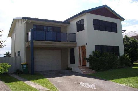 12 Ashbourne Tce, Biggera Waters, QLD 4216