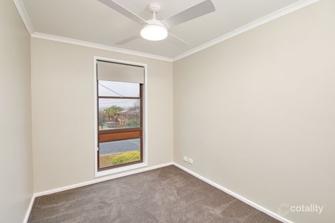 Property photo of 26 Patamba Street Kooringal NSW 2650