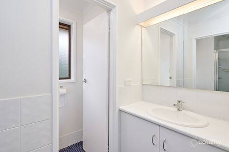 Property photo of 26 Patamba Street Kooringal NSW 2650