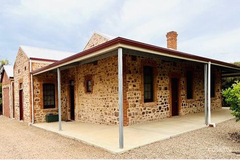 897 Clements Rd, Clements Gap, SA 5523