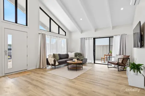 Property photo of 7 Lily Lane Robe SA 5276