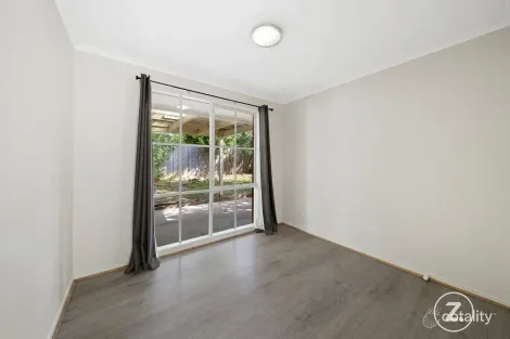 Property photo of 56 Collins Crescent Berwick VIC 3806