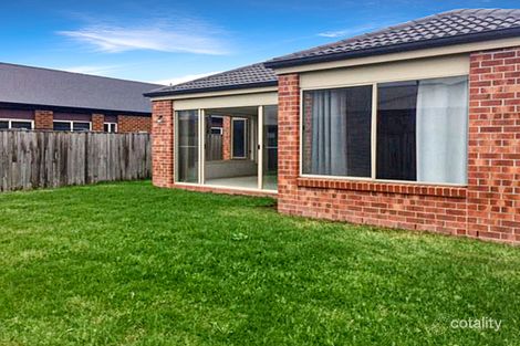 Property photo of 2 Coventry Road Traralgon VIC 3844