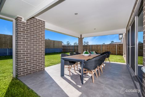 Property photo of 8 Greystones Drive Chisholm NSW 2322