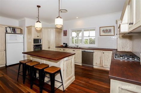 Property photo of 26 Aub Upward Close Wattle Ponds NSW 2330