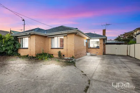 34 George St, St Albans, VIC 3021