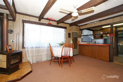 Property photo of 2 Wattle Grove Reservoir VIC 3073