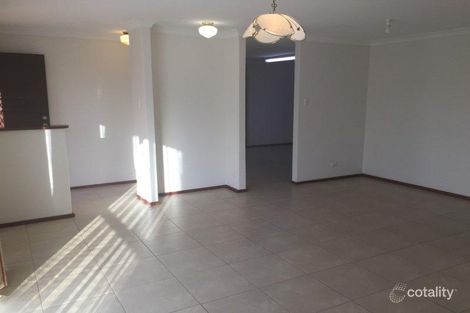 Property photo of 24 Matthews Close Noranda WA 6062