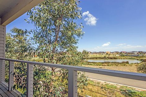 Property photo of 16 Nest Place Point Cook VIC 3030