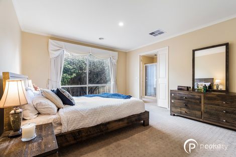 Property photo of 86 Jerilderie Drive Berwick VIC 3806