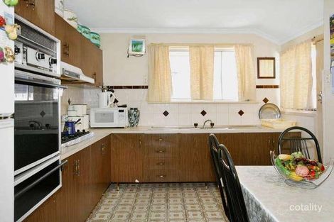 Property photo of 18 Lowson Street Fawkner VIC 3060