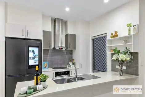 Property photo of 37 Affinity Place Birtinya QLD 4575