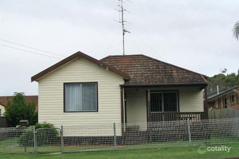 9 Hutchinson St, Redhead, NSW 2290